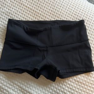Lululemon Black Boogie Shorts